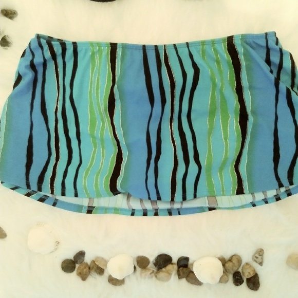 Striped Blue and green 2 piece skirt swimsuit - Picture 3 of 6